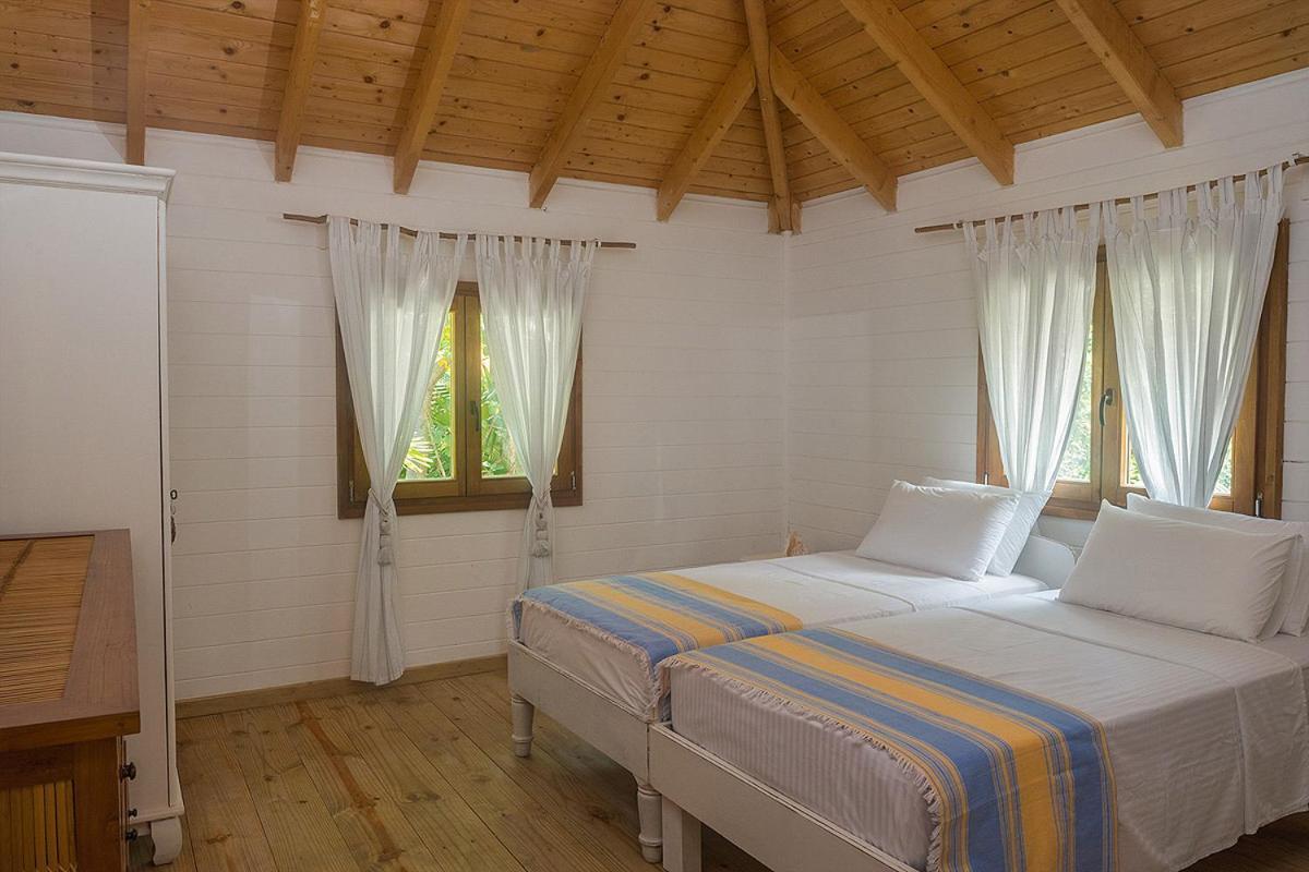 La Pointe Beach Huts Baie Sainte Anne Buitenkant foto